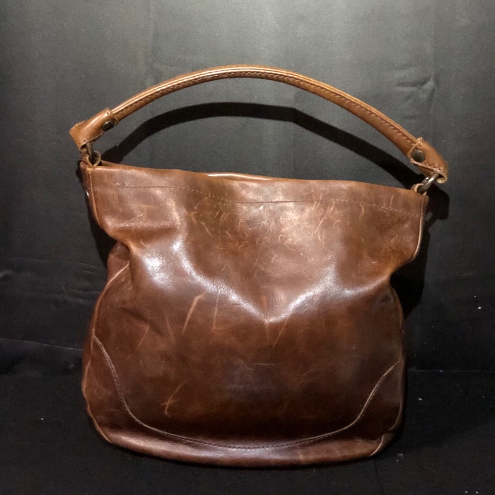 •Frye •leather •tote  •imported •cowhide